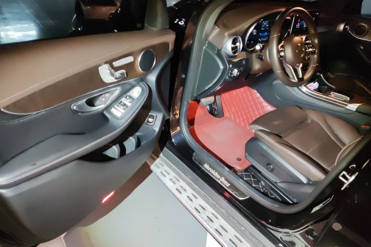 Used Mercedes-Benz GLC 2020 GLC 300 L 4MATIC Dynamic Edition
