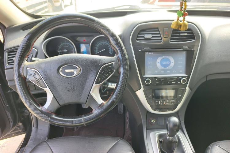 Used GAC Trumpchi GS5 2014 2.0L Manual Two-Wheel Drive Anniversary Value Edition
