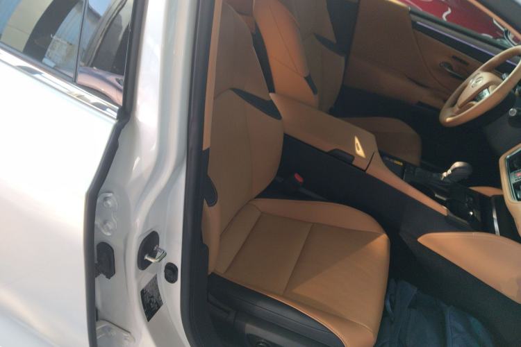 Used Lexus ES 2025 200 Premium Edition