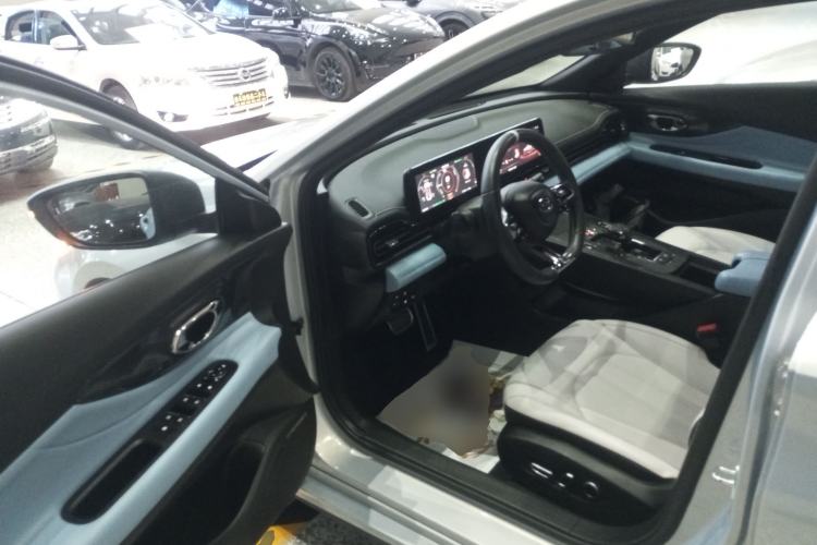 Used GAC Trumpchi EMPOW 2023 Shadow Leopard H Smart Hybrid Edition
