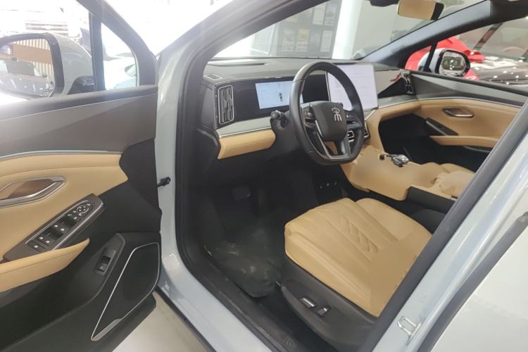 Used BYD Song L DM-i 2025 Intelligent Driving Version 112 km Beyond-Range Type
