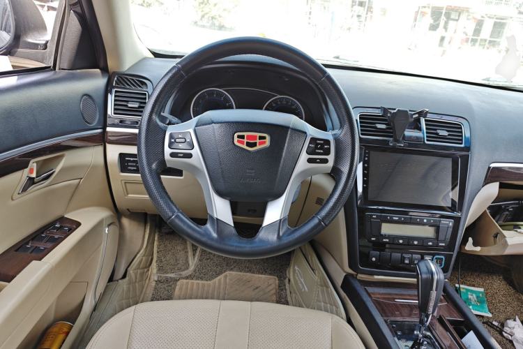 Used Geely Auto EC8 2015 2.0L Automatic Prestige Model
