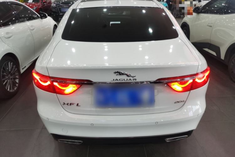 Used Jaguar XFL 2019 XFL 2.0T 200PS Two-Wheel-Drive Luxury Edition
