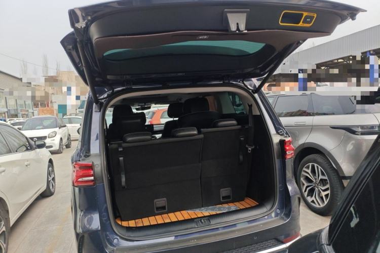 Used Roewe iMAX8 2022 400TGI Flagship Edition
