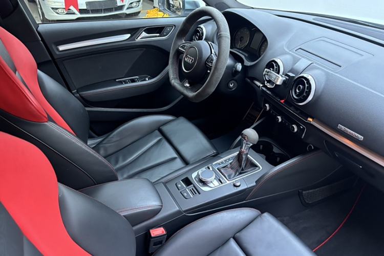 Used Audi S3 2015 S3 2.0T Limousine
