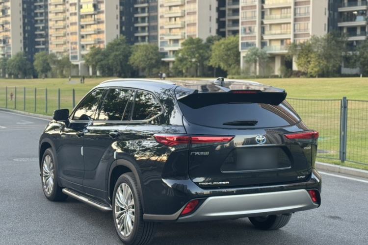 Used Toyota Highlander 2022 Dual-Engine 2.5L Four-Wheel Drive Prestige Version 7 Seats
