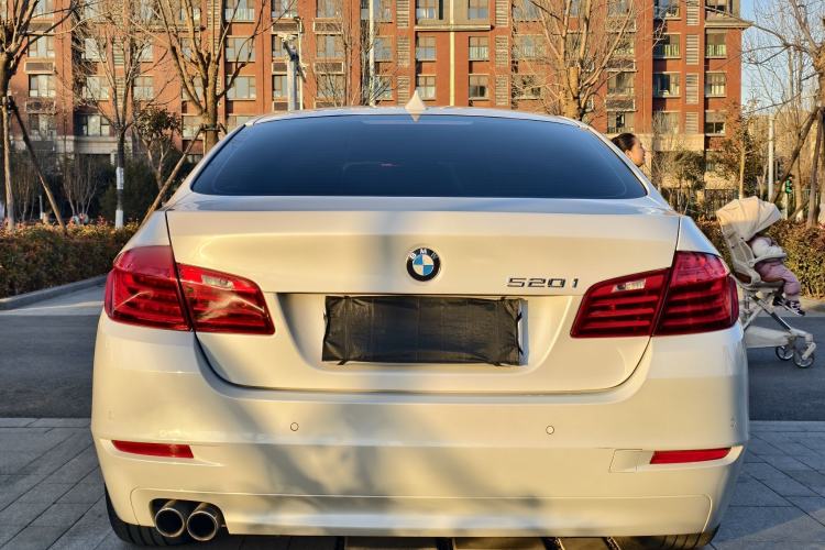 Used BMW 5 Series 2015 520i Elegant Edition
