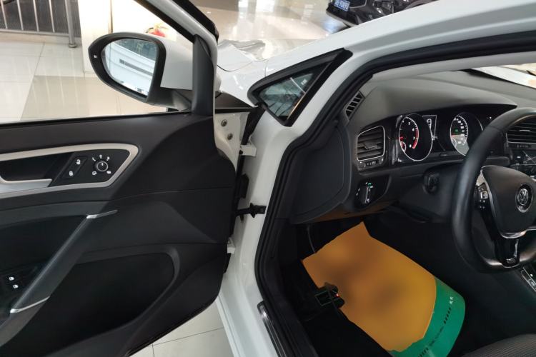 Used Volkswagen Golf 2020 Zhiai Edition 280TSI DSG Comfort Model
