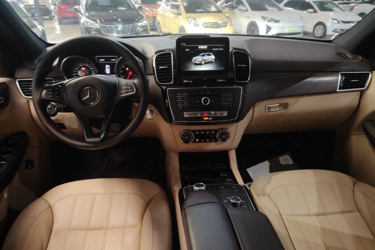 Used Mercedes-Benz GLE 2017 GLE 400 4MATIC
