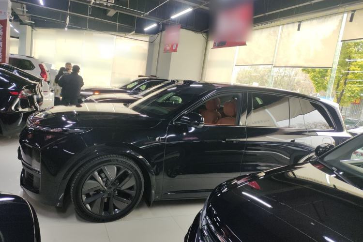 Used Li Auto L9 2022 Max model
