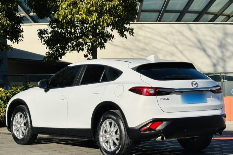 Used Mazda CX-4 2018 2.0L Automatic Two-Wheel Drive Blue Sky Dynamic Version China V Standard
