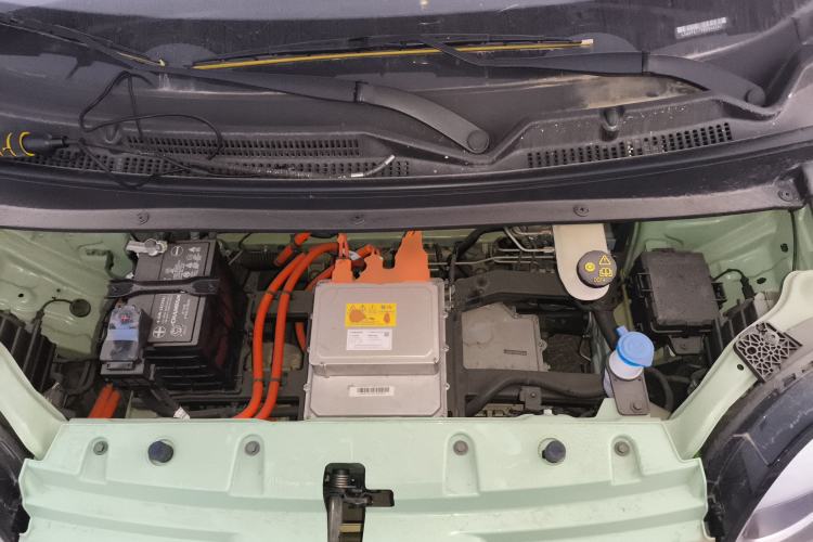 Used  Lumin 2024 205km Orange Wind Edition
