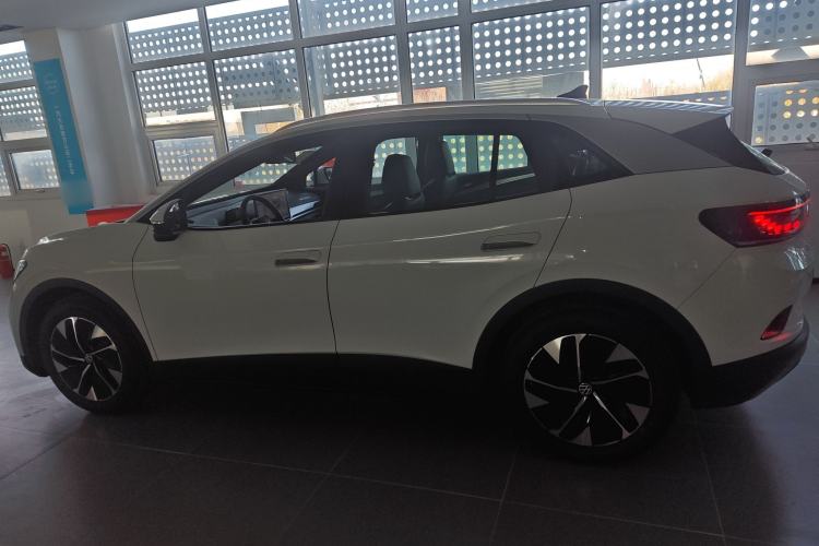 Used Volkswagen ID.4 CROZZ 2025 Pure Edition
