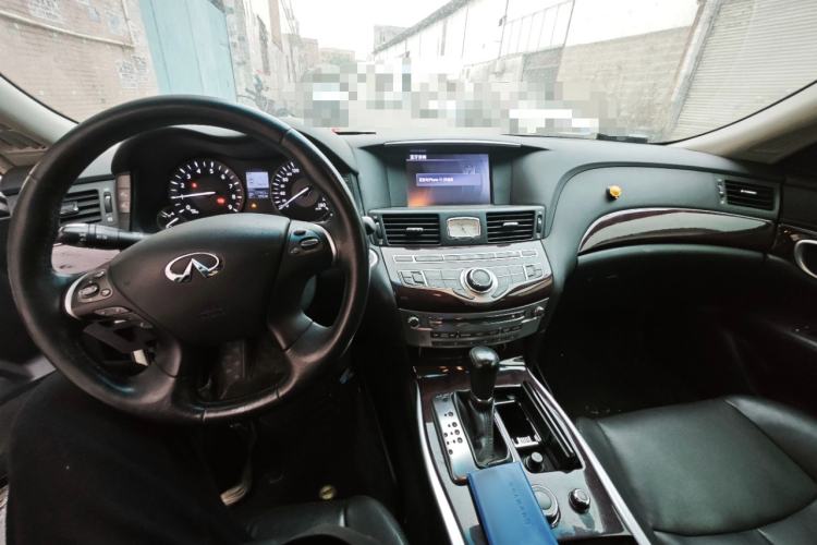 Used Infiniti Q70 2017 Q70L 2.5L Enjoyment Edition
