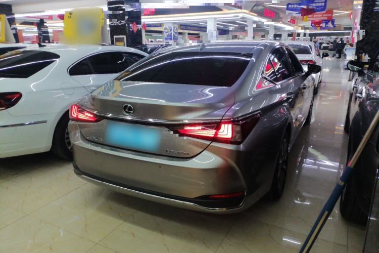 Used Lexus ES 2020 200 Excellence Edition