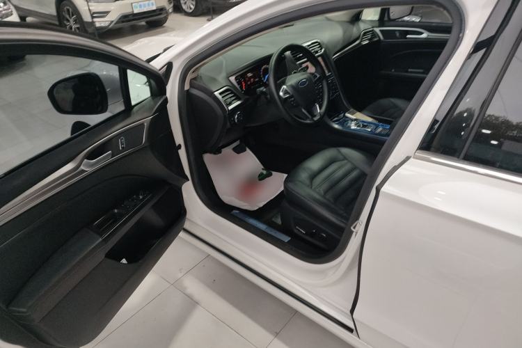 Used Ford Mondeo 2017 EcoBoost 200 Stylish Model
