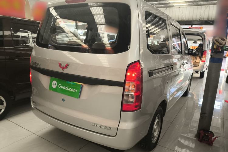 Used Wuling Hongguang V 2022 1.5L Jingqu Version Hydraulic Power Steering LAR
