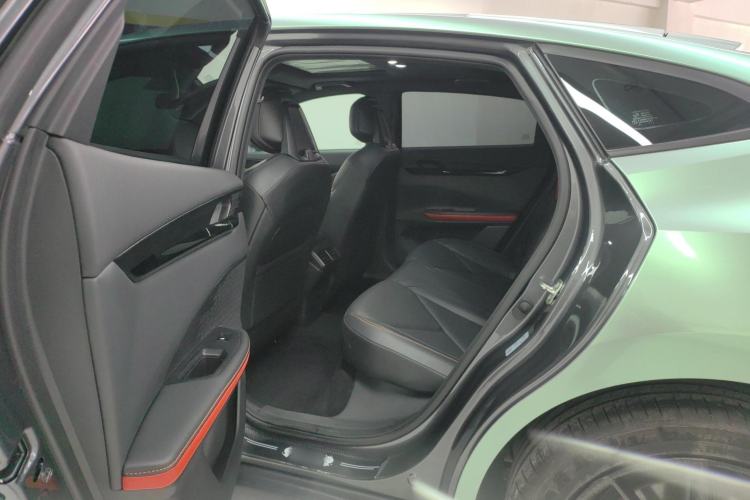 Used Changan UNI-V iDD 2023 Zhidian iDD 1.5T 113km Smart & Fun Version (Rapid Edition)
