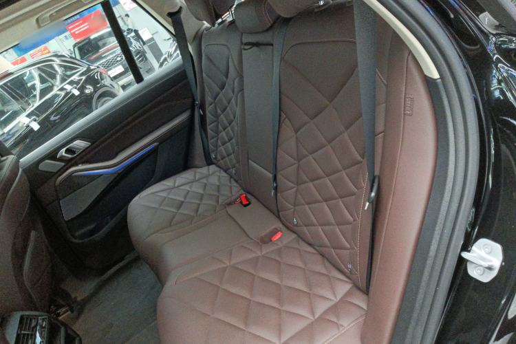 Used BMW X5 2022 Restyled xDrive 30Li Luxury Version M Sport Package