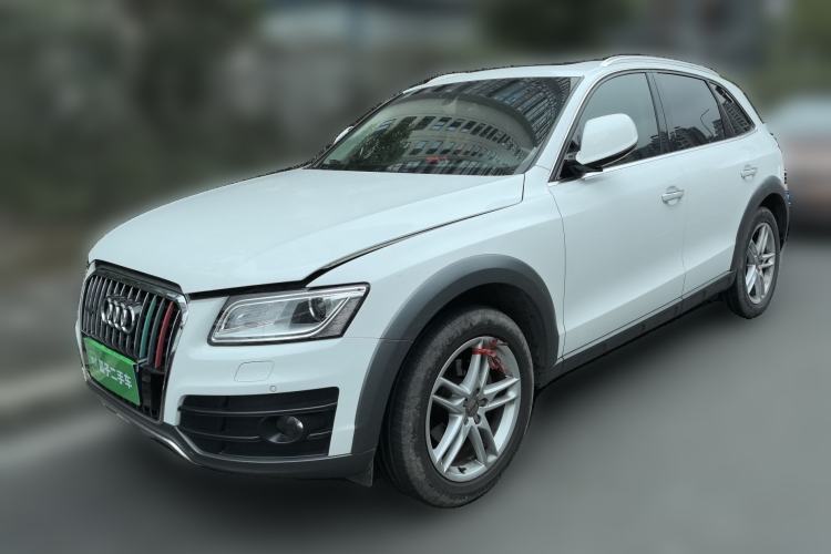 Used Audi Q5 2018 Collector's Edition 40 TFSI Technology Model
