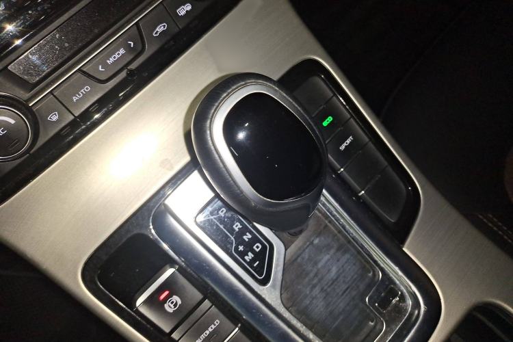 Used Geely Auto Emgrand GL 2017 1.3T DCT Luxury Model
