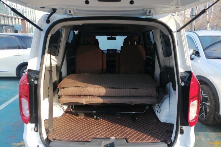 Used Wuling Hongguang New Energy 2025 Extended-Range Hybrid 50KM Comfort Version
