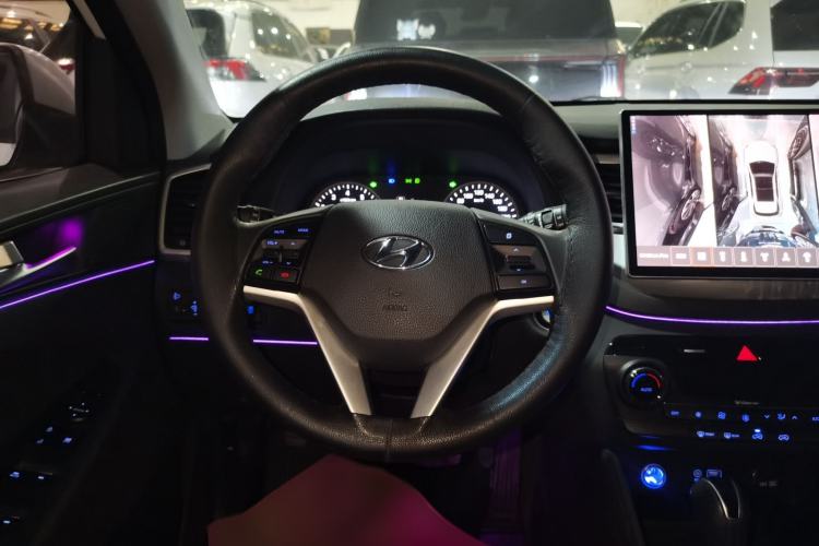 Used Hyundai Tucson 2018 1.6T Dual-Clutch Two-Wheel Drive 15th Anniversary Special Edition
