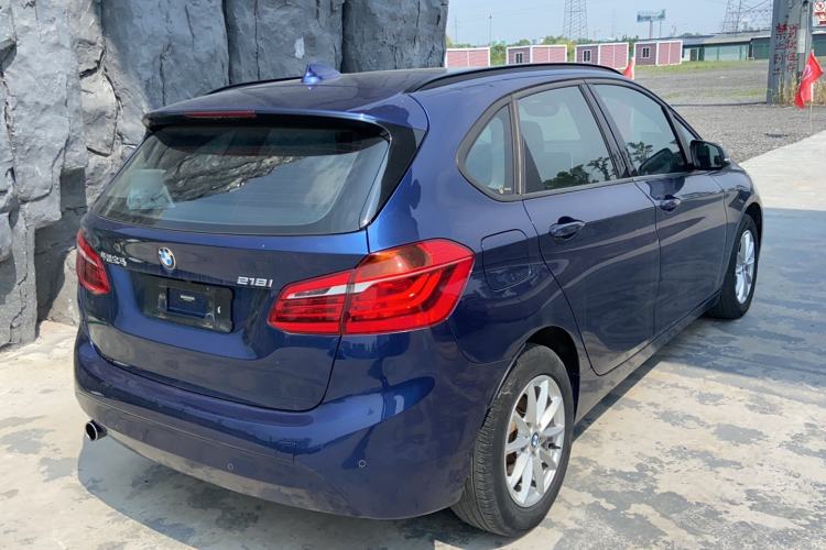 TDK.VehicleDetails.img