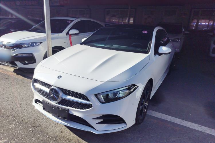 Used Mercedes-Benz A-Class 2022 Second Facelift A 200 L Sport Sedan Fashion Version