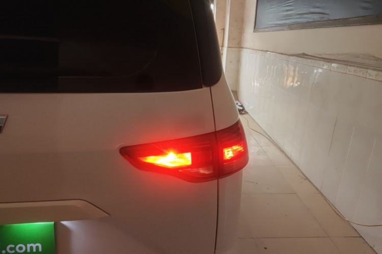 Used  Ruisheng Ace M7 2023 2.0L Automatic Long Wheelbase Business Version 9 Seats
