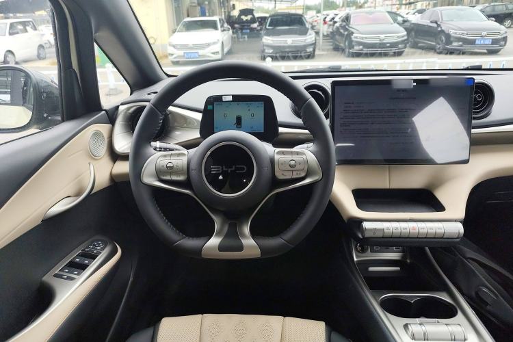 Used BYD Dolphin 2025 420km Free Edition
