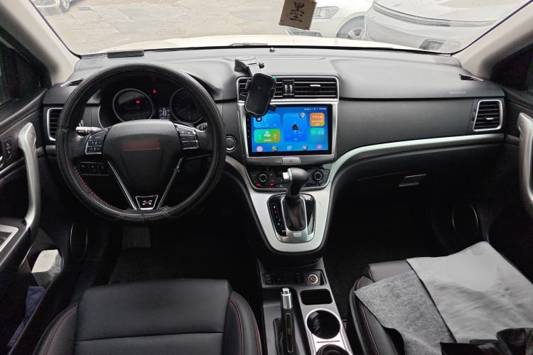 Used Haval H6 2015 Sport Edition 1.5T Automatic Two-Wheel Drive Luxury Model
