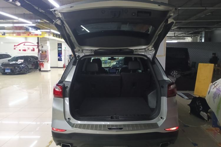 Used Chevrolet Equinox 2018 Redline 550T Automatic All-Wheel-Drive RS Edition