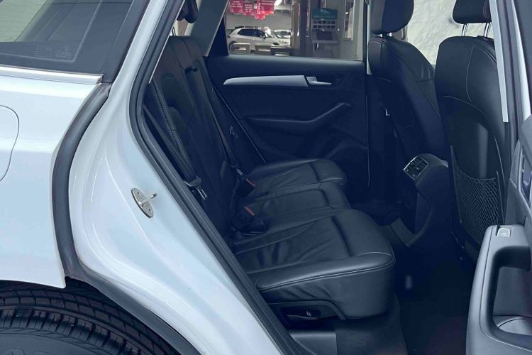 Used Audi Q5 2015 40 TFSI Technology Edition
