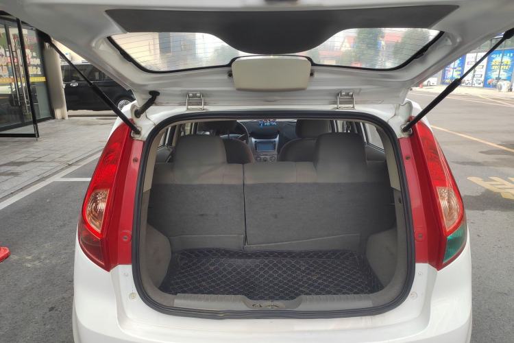 Used Chevrolet Sail 2013 Hatchback 1.2L AMT Ideal Edition
