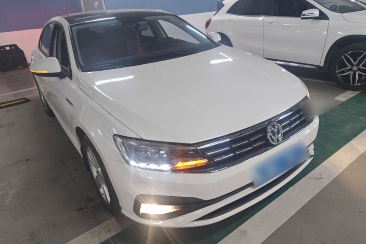 Used Volkswagen Lamando 2019 230TSI DSG Fashion Edition China VI