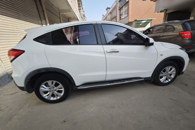 Used Honda Vezel 2015 1.8L CVT 2WD Elite Model
