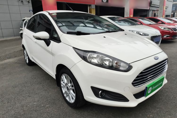 Used Ford Fiesta 2013 Hatchback 1.5L Automatic Fashion Edition
