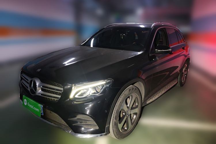 Used Mercedes-Benz GLC 2017 GLC 260 4MATIC Luxury Model