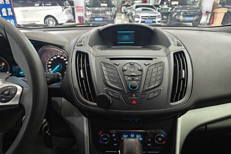 Used Ford Kuga 2015 1.5L GTDi Two-Wheel-Drive Comfort Model
