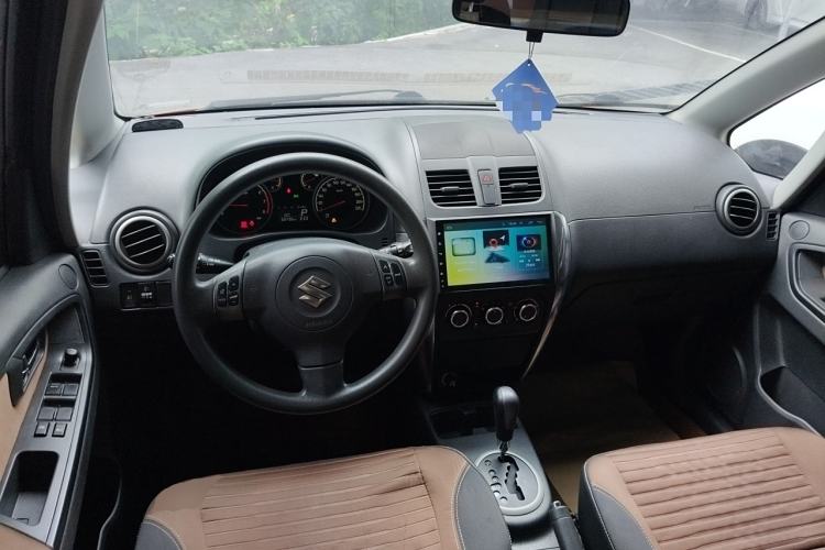 Used Suzuki SX4 2013 1.6L Automatic CoolRide Model
