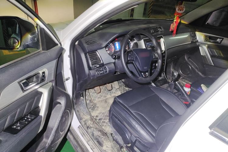 Used Haval H2 2014 1.5T Manual Two-Wheel Drive Elite Edition