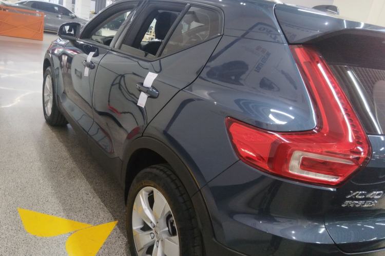 Used Volvo XC40 2022 T4 Four-Wheel Drive Smart & Stylish Edition
