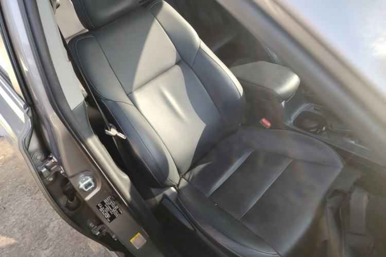 Used Toyota RAV4 2015 2.5L Automatic 4x4 Elite Edition
