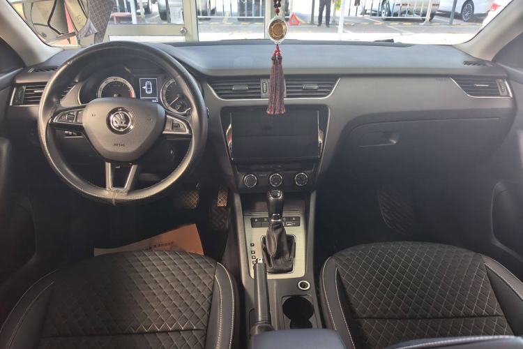 Used Skoda Octavia 2019 TSI230 DSG SmartDrive Luxury Edition China VI