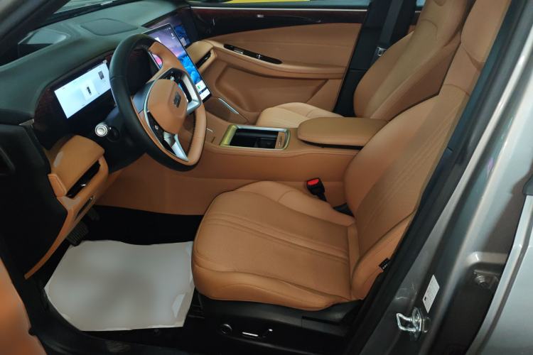 Used  L7 2025 EM-i 115km Exploration+ Edition