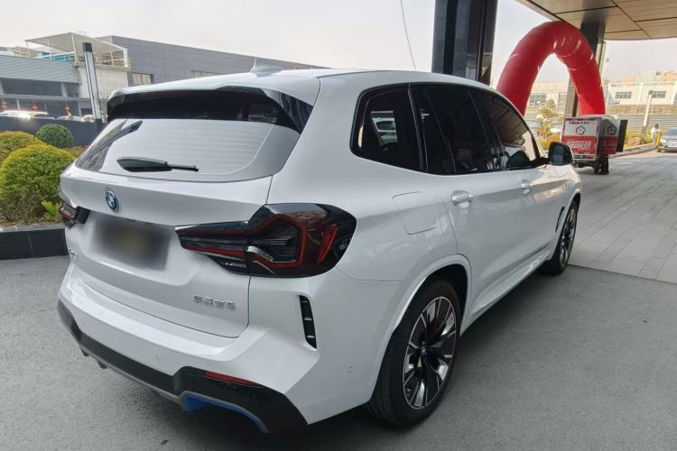 Used BMW iX3 2022 Leading Type
