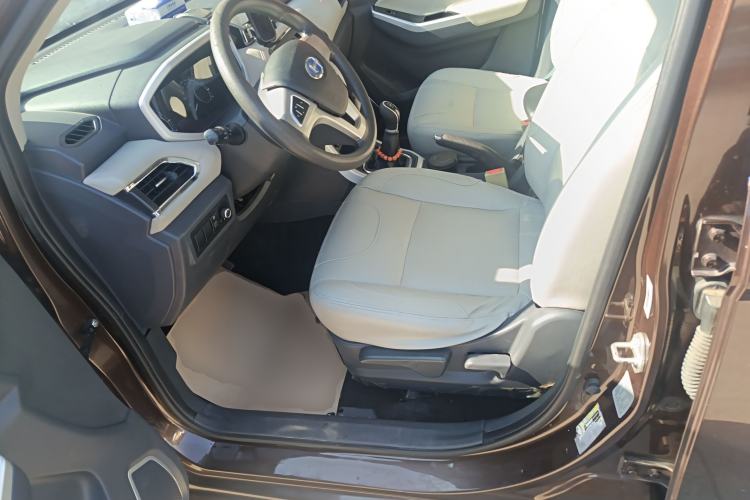 Used  M70 2017 1.5L manual first-class cabin
