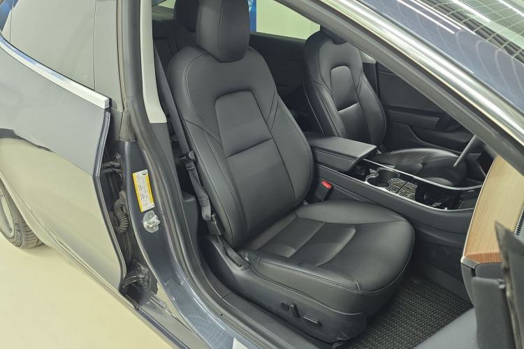 Used Tesla Model 3 2019 Standard Range Rear-Drive Upgraded Version
