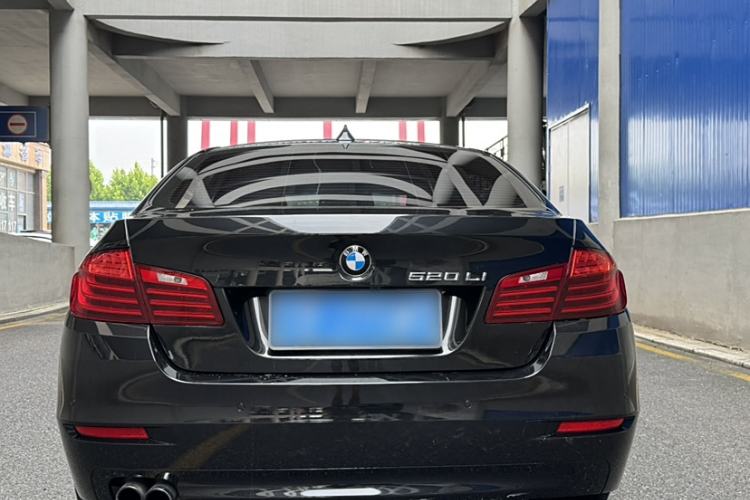 Used BMW 5 Series 2014 520Li Elegant Model
